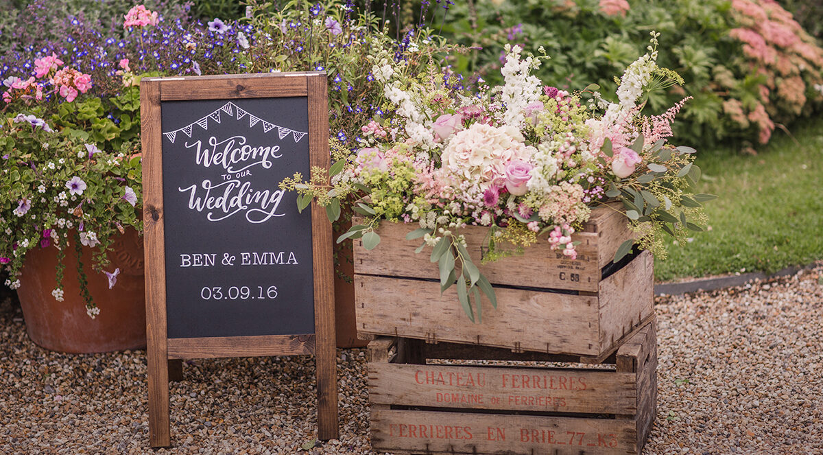 5.Spring wedding flowers crates and baskets