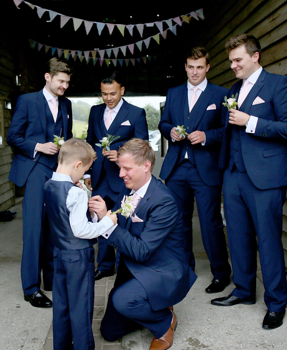 4.groomsmen bunting upwaltham barns