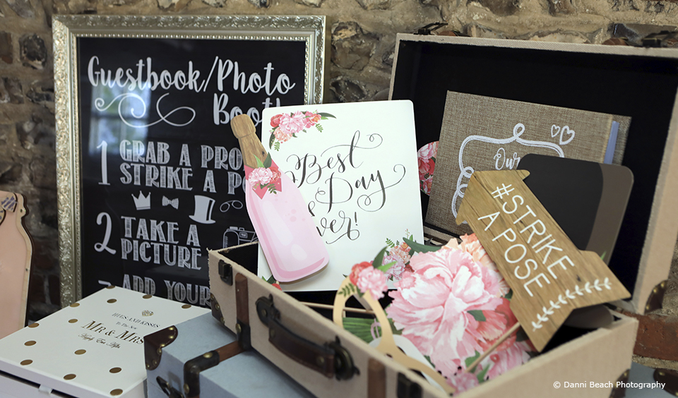 diy photobooth upwaltham barns