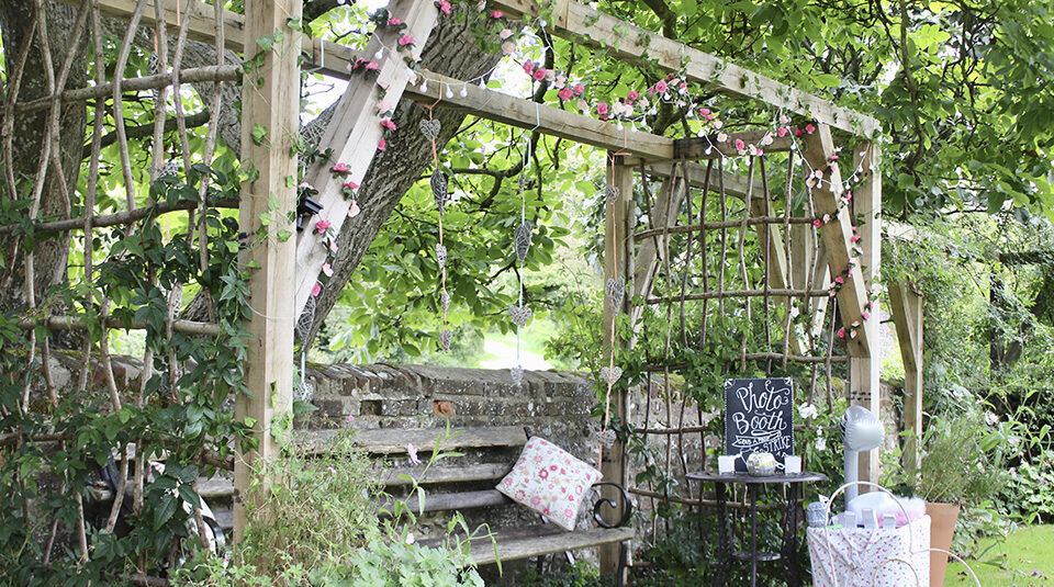 outdoor wedding photobooth upwaltham barns