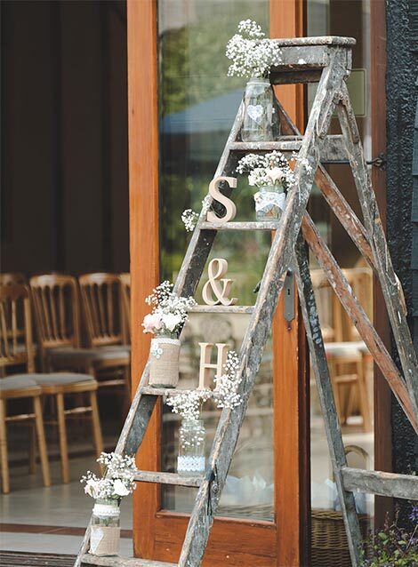 Traditional & Simple Wedding Ideas For A Barn Wedding | Upwaltham Barns