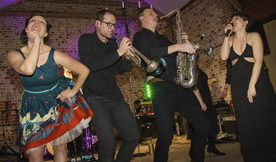 upwaltham barns wedding ideas jazz band