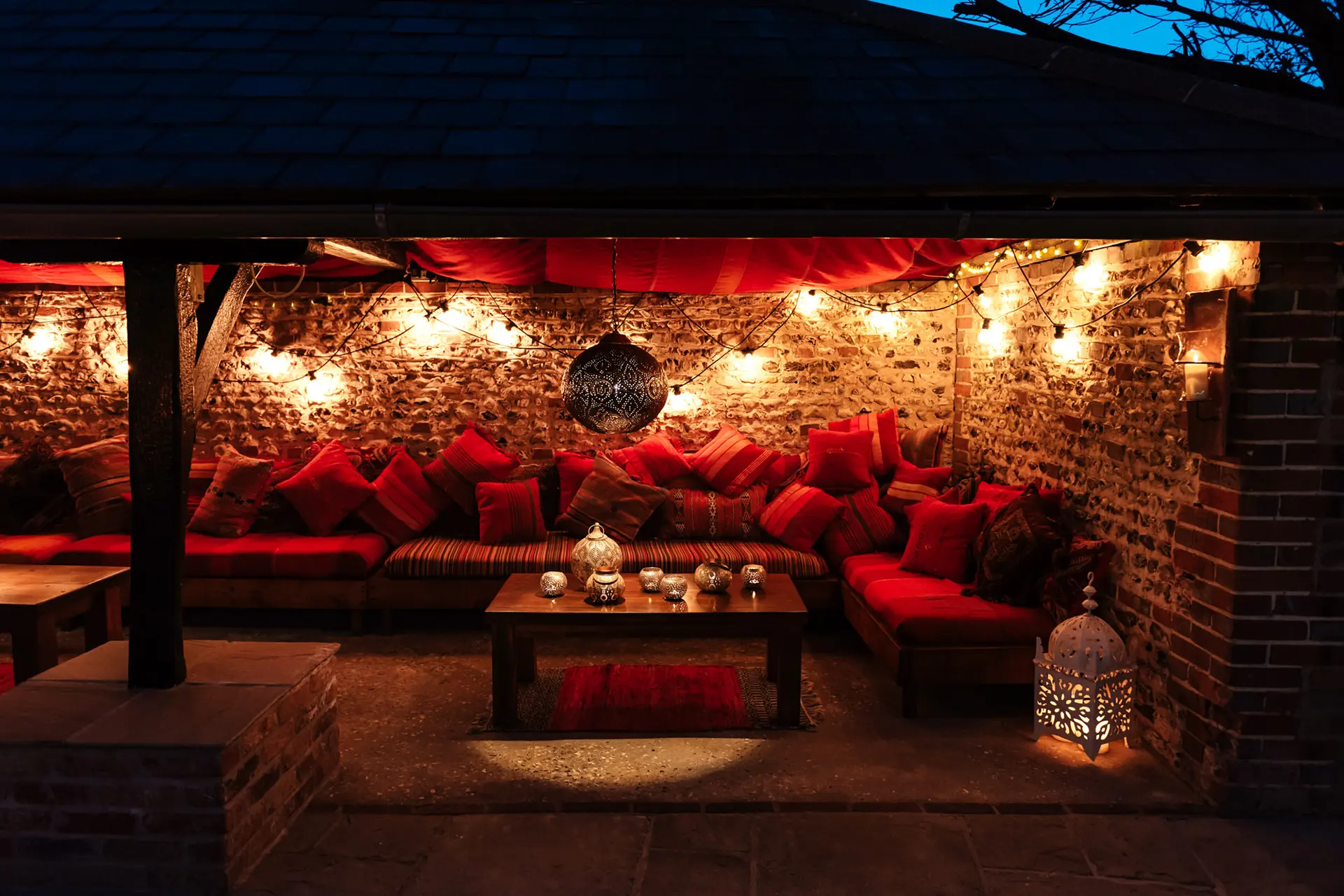 upwaltham-barns wedding moroccan snug evening snug