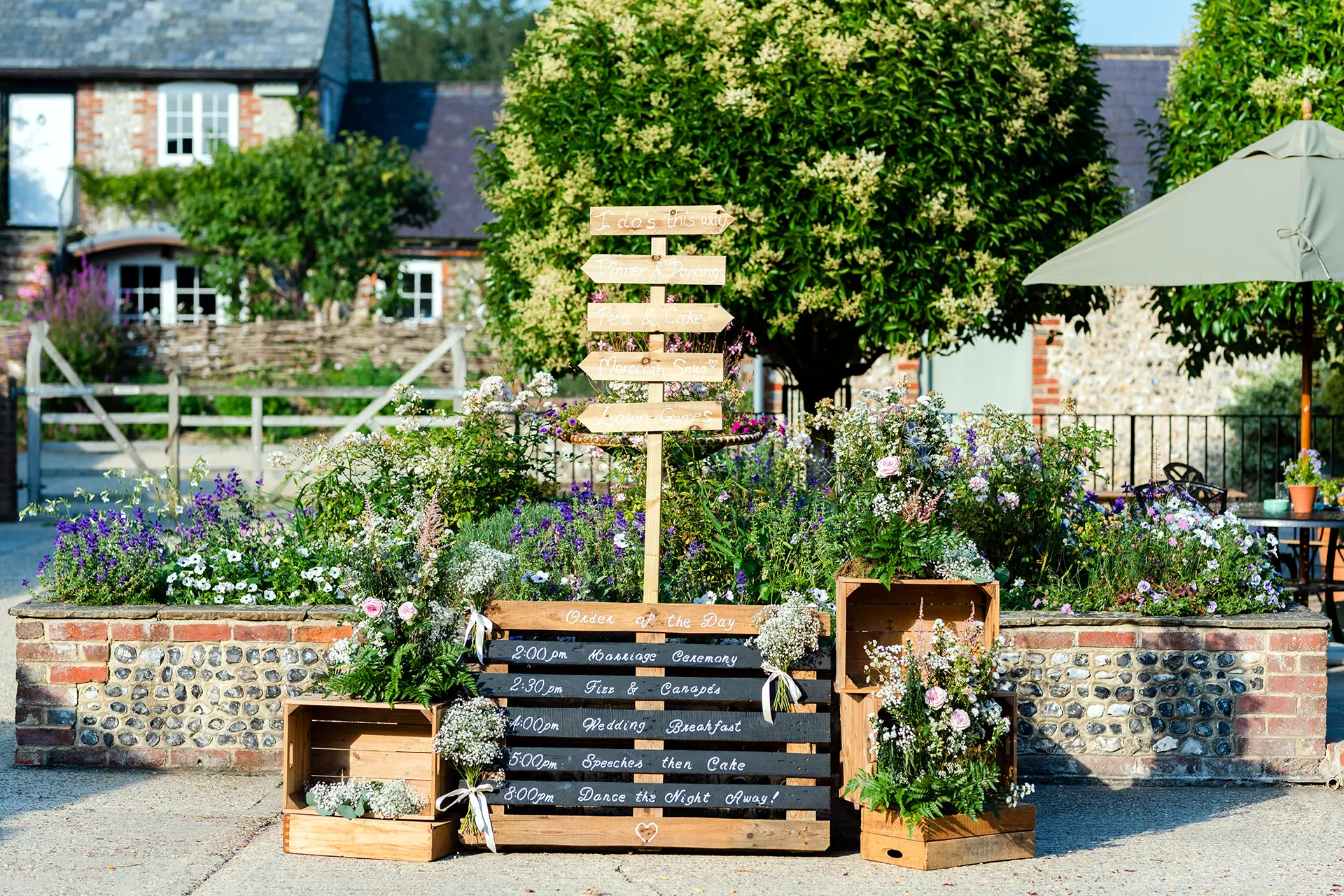 upwaltham barns the courtyard signs