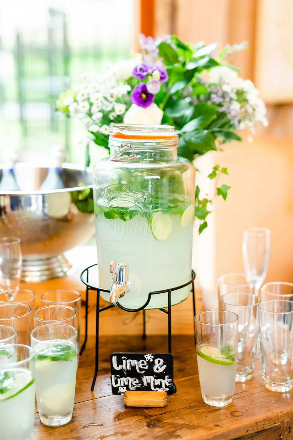 upwaltham barns wedding sustainability lime and mint