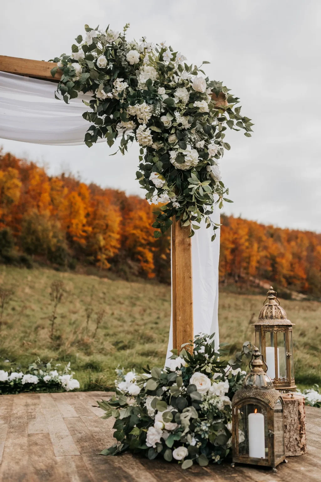 Upwaltham Barns wild weddings ceremony decor